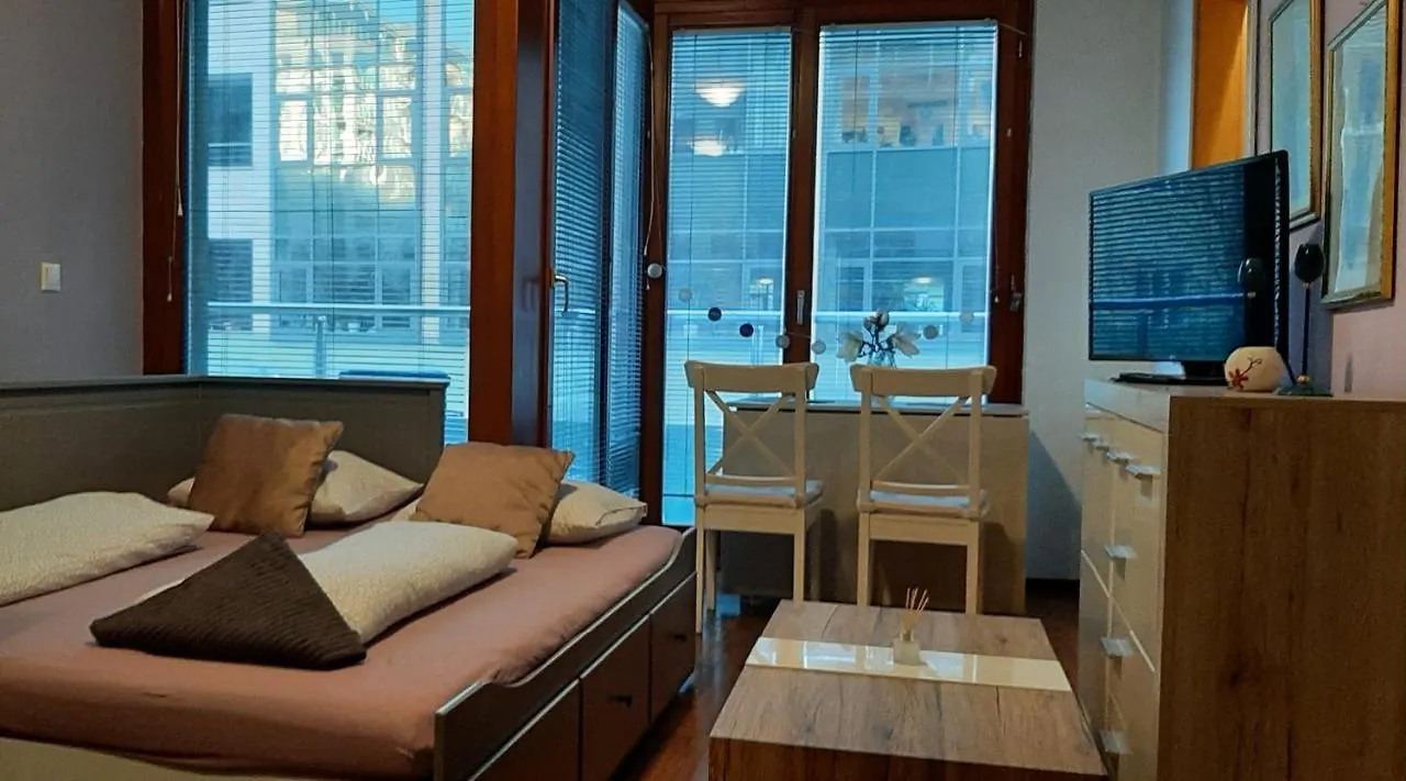 Cleopatra Apartment Boedapest Hongarije
